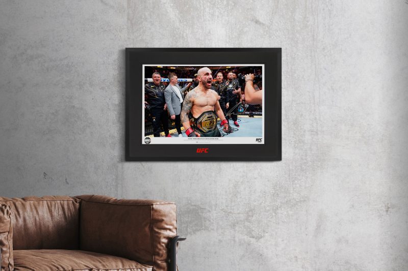 Alexander Volkanovski Signed Photo 600x400mm 2