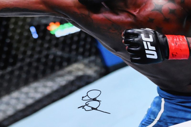 Derek Brunson Signed Print 600x400mm UFC FN 3