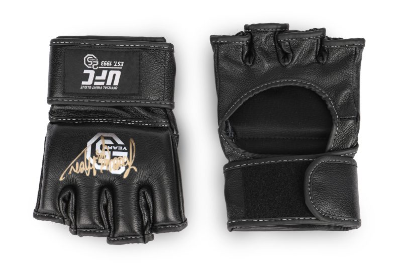 Joanna Jedrzejczyk Signed Replica Gloves 25 Anniversary 3