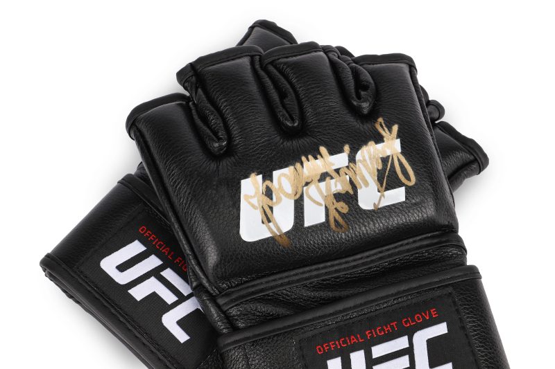 Joanna Jedrzejczyk UFC Signed Replica Gloves 2