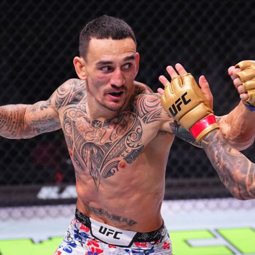 MAX HOLLOWAY GettyImages 2181236024 6.4