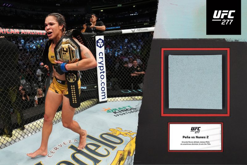 UFC Breaking Barriers Amanda Nunes Triple Canvas 8B 40185f1d f43b 43c4 a8e3 27d2f18751ad