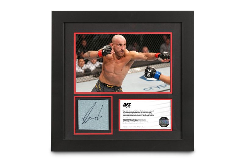 UFC Canvas Photo Alexander Volkanovski Signed Canvas 1 31d5c09d 9d9f 42fa b881 f4d322db7b99