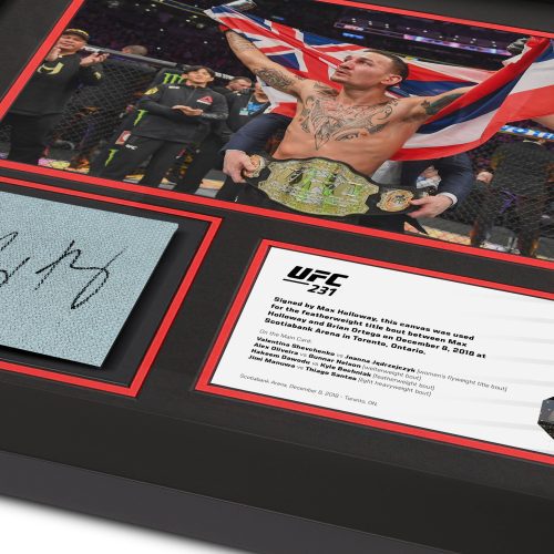 UFC Canvas Photo Max Holloway Signed Canvas 2