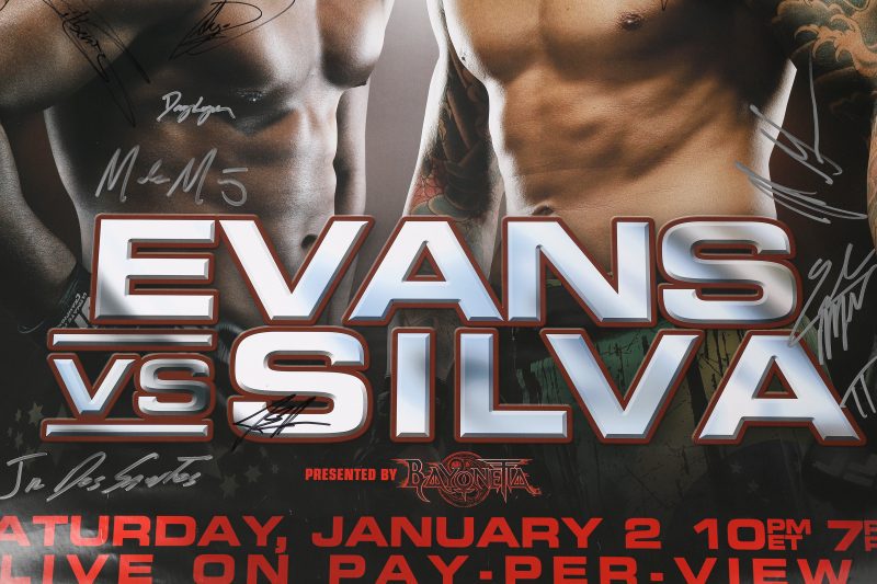 UFC108EvansvsSilvaSignedEventPoster 4